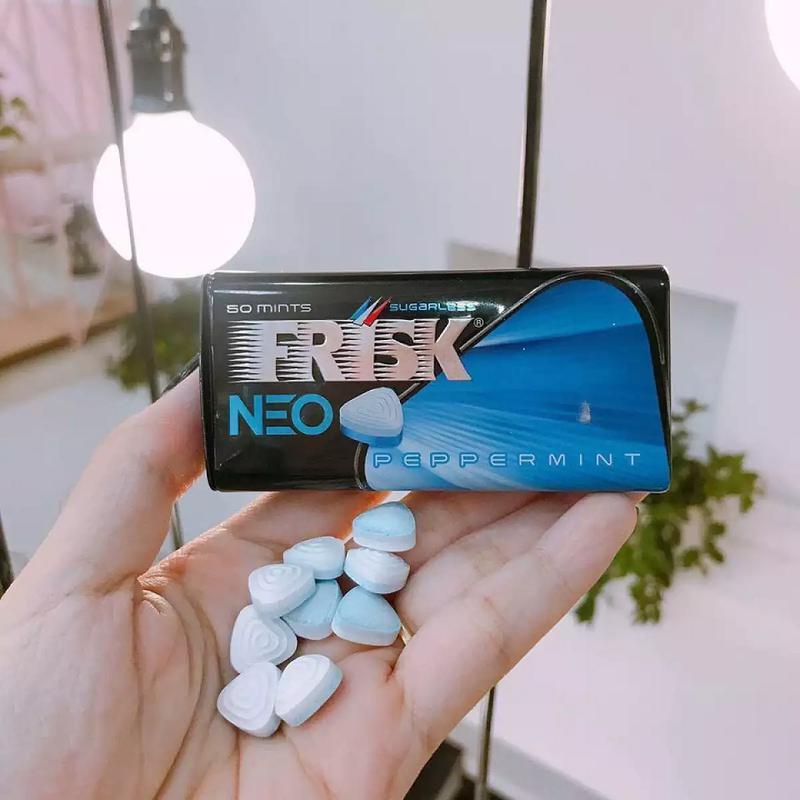 Nhập sỉ Frisk Neo Peppermint kẹo ngậm BJ bạc hà kẹo phòng the Nhật Bản kẹo tình yêu hộp 50 viên  giá tốt