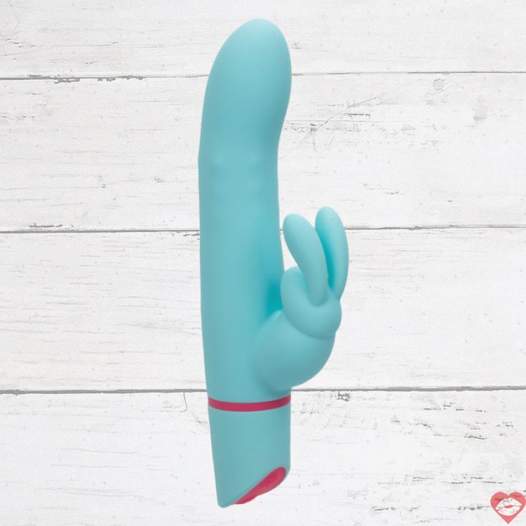 CEN Love Bunny quay rung xanh mạnh mẽ thăng hoa 