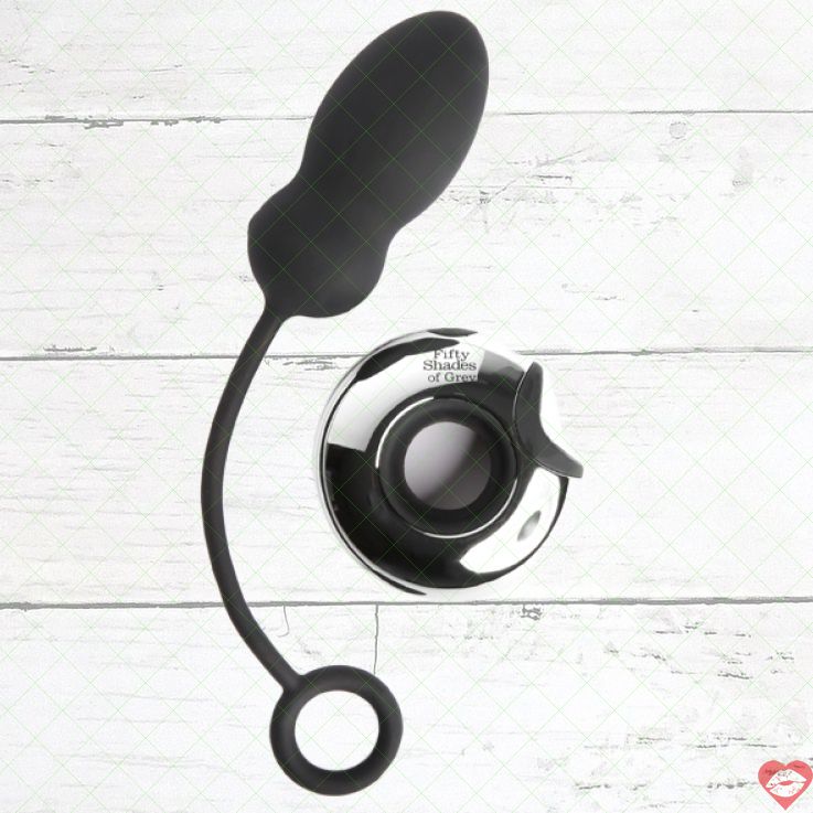 Fifty Shades Relentless Trứng Rung Remote Đen