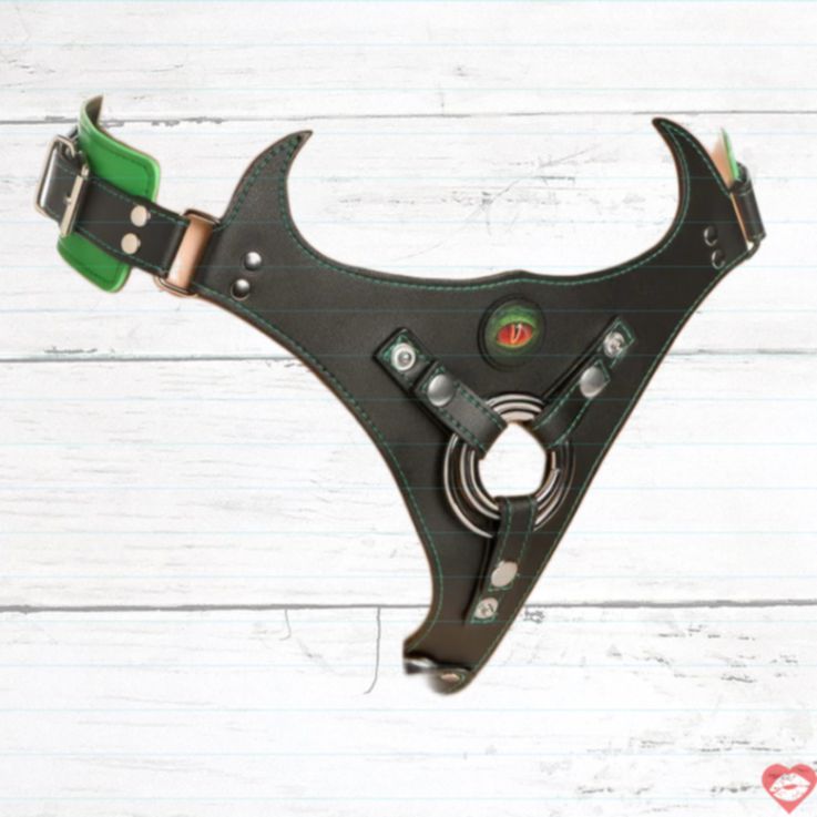 Strap-On Thú Dã Man Siêu Dâm Đãng Thỏa Mãn 