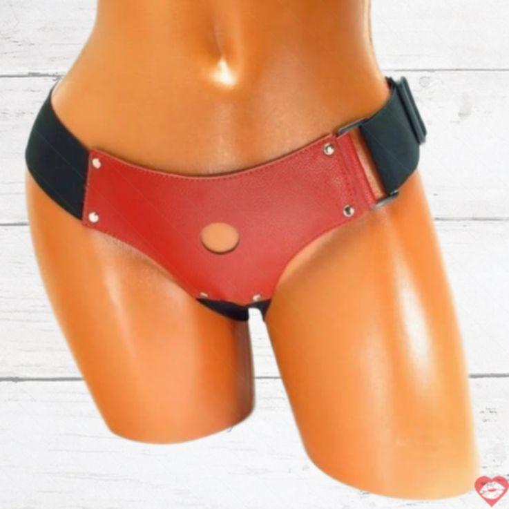 quần lót strapon BDSM da đỏ nút 2.5cm