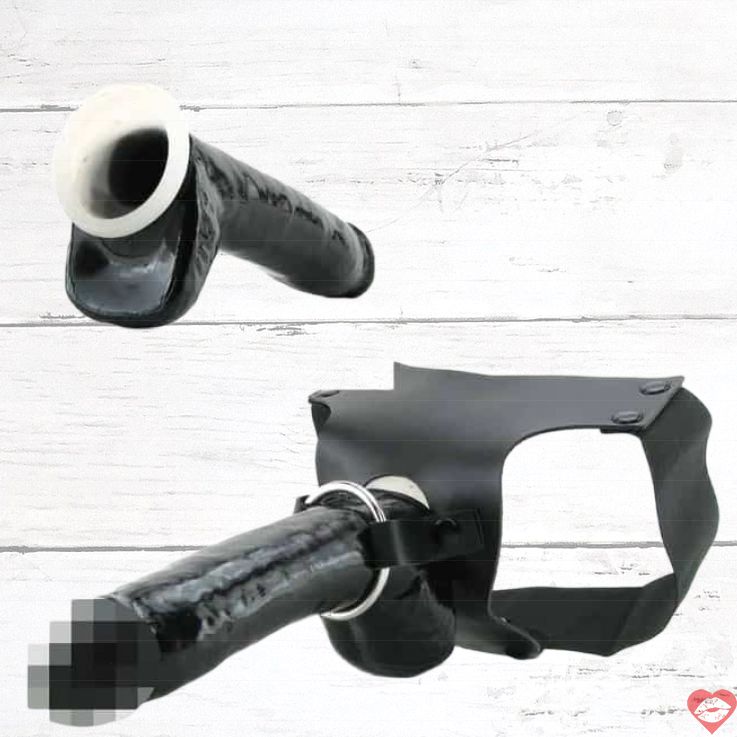 Strap-on Mr Big rỗng đen PVC 21cm mạnh bạo