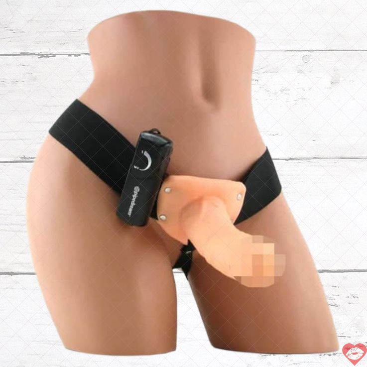 Pipedream Hollow Strap-on Rung PVC 16.5cm Cho Cả Hai
