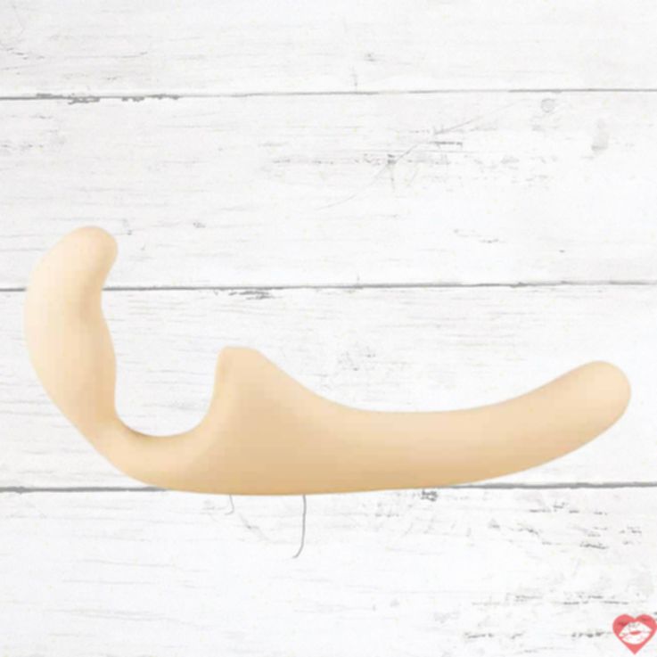 Strapon Lola 22cm Silicone Mềm Dẻo Gợi Cảm Tự Nhiên 
