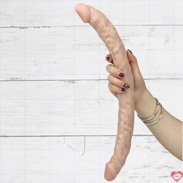 Dildo Đôi Lesbian Trắng 16 Inch Gân Guốc Đam Mê 