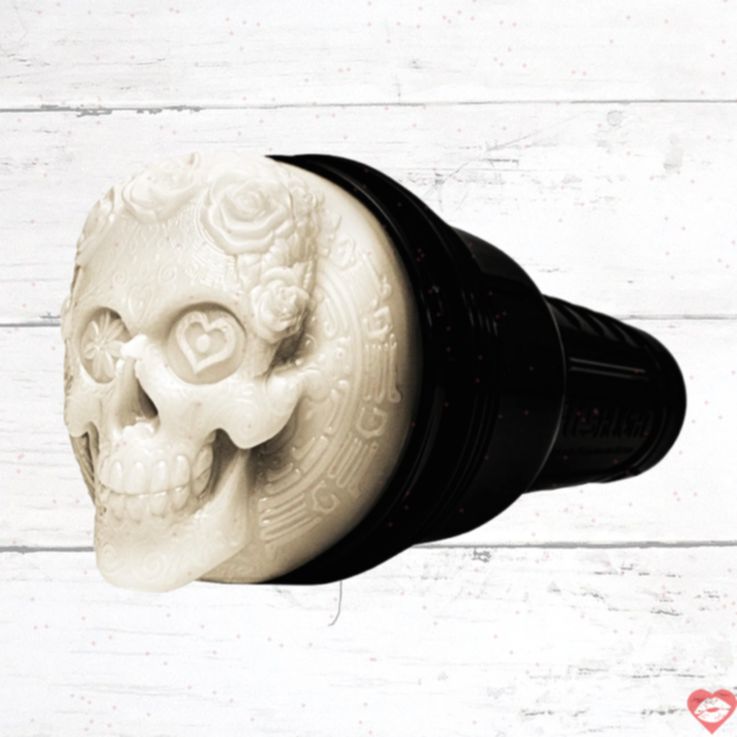 Fleshlight Fantasy đầu lâu trắng 25cm cấu trúc bí ẩn