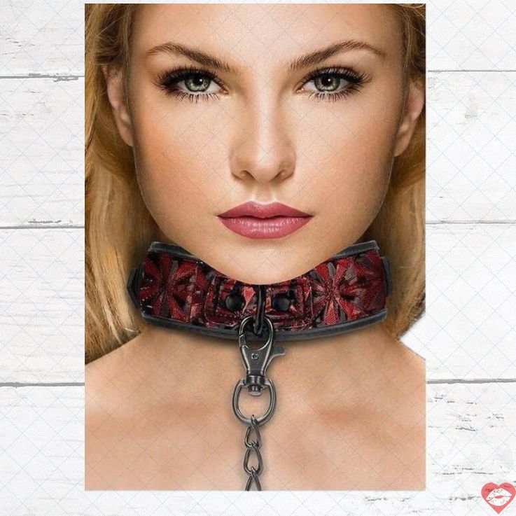 Shots Collar Rộng Đỏ Da Giả Dẫn Dắt