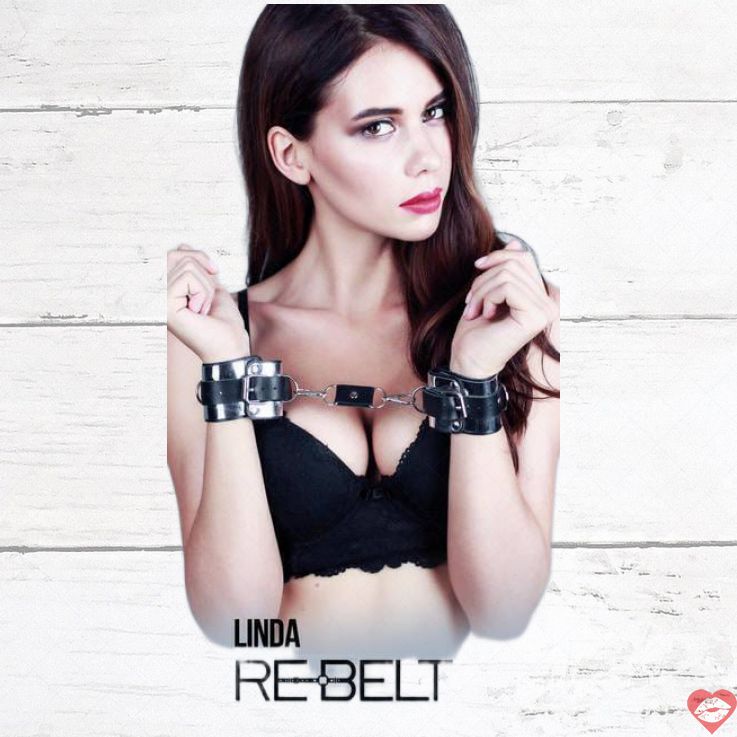 Na Rức Linda Black Gương Da Thật BDSM