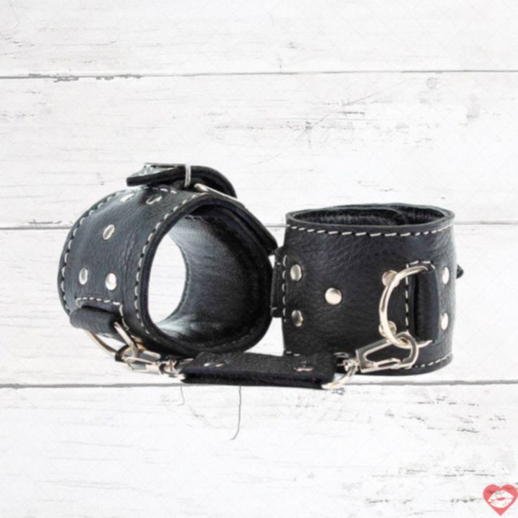 Na Còng BDSM Da Thật Đen May Trắng Cao Cấp