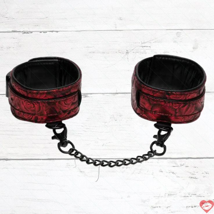 Fifty Shades Nằm Nghiêng Đỏ Đen Siêu Hấp Dẫn