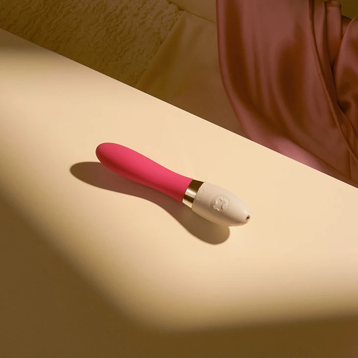 Sex toy nữ cao cấp Lelo Liv 2 nhỏ gọn 8 chế độ rung G Spot