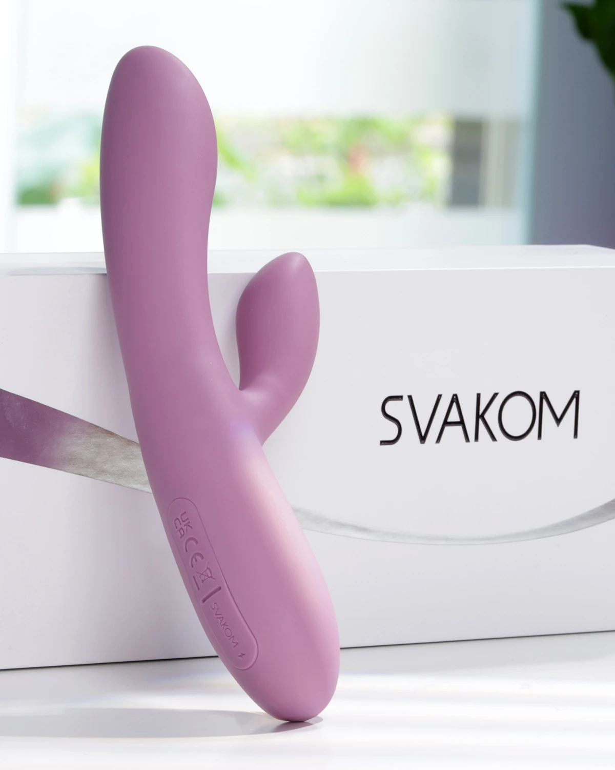 Dương vật giả 2 nhánh rung bi Svakom TRYSTA NEO điều khiển app, siêu kích thích