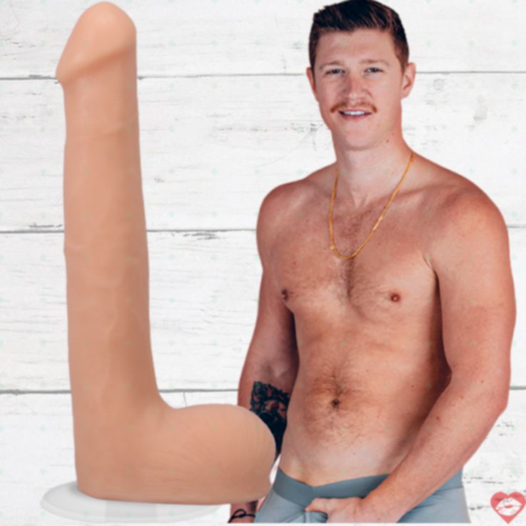 Dildo Signature Oliver Flynn Ultraskyn Thực Tế Ngôi Sao 